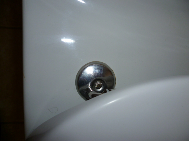 Fitting a replacement toilet seat - Page 1 - Homes, Gardens and DIY - PistonHeads