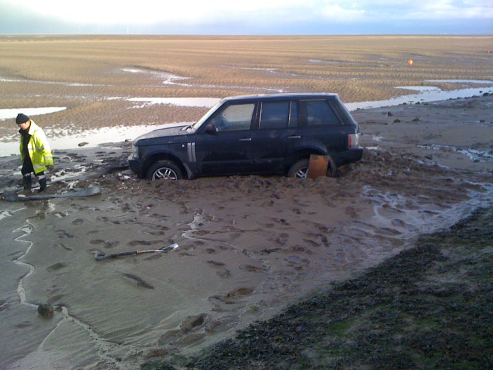 What to do with a drowned Range Rover? - Page 1 - General Gassing - PistonHeads