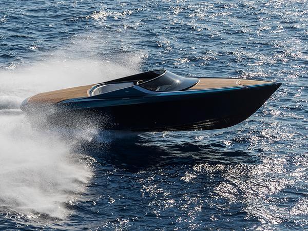 RE: Aston Martin's powerboat - Page 1 - General Gassing - PistonHeads