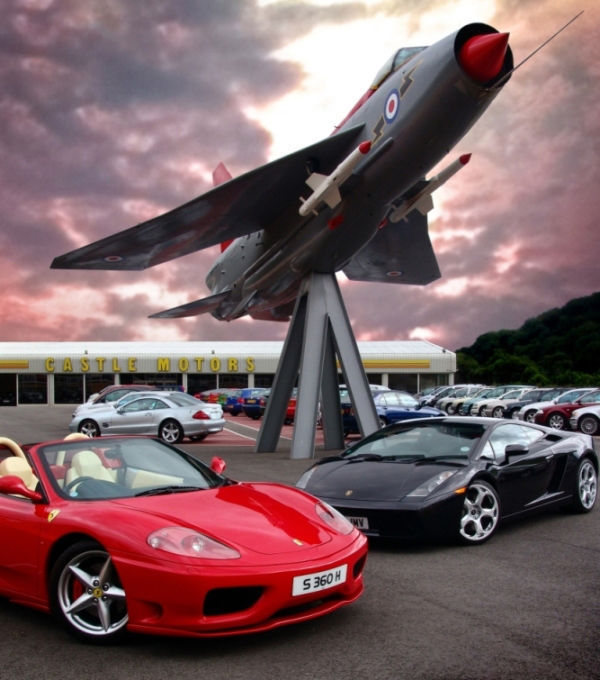A small airplane is parked in a parking lot - Pistonheads