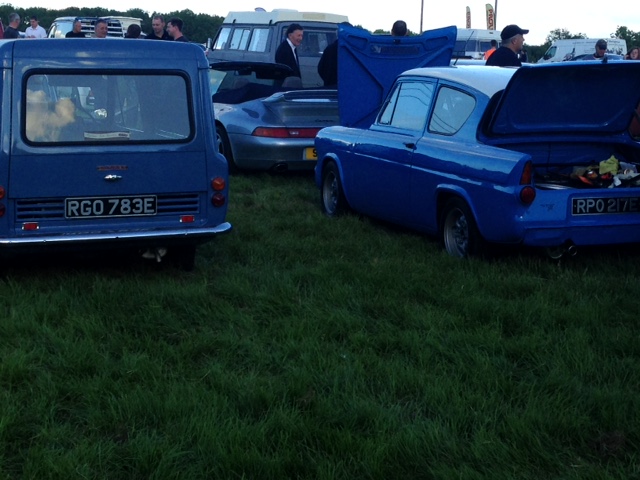 An old truck is parked in the grass - Pistonheads
