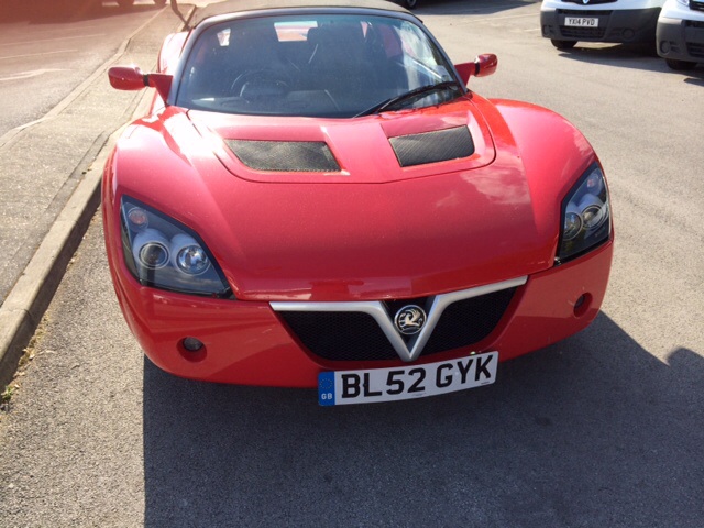 52 reg red VX220 with FSH and approx 14,000 miles from new.  - Page 1 - VX - PistonHeads
