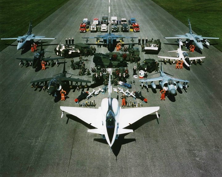 Post amazingly cool pictures of aircraft (Volume 2) - Page 232 - Boats, Planes & Trains - PistonHeads