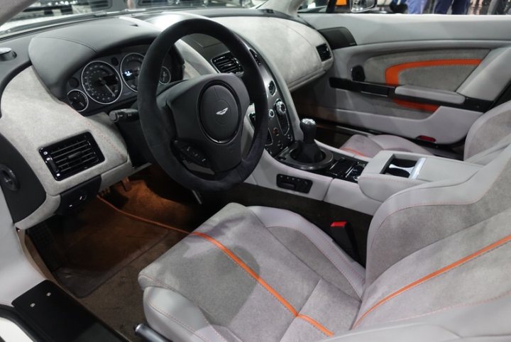Pictures of V12S Manual - Page 1 - Aston Martin - PistonHeads