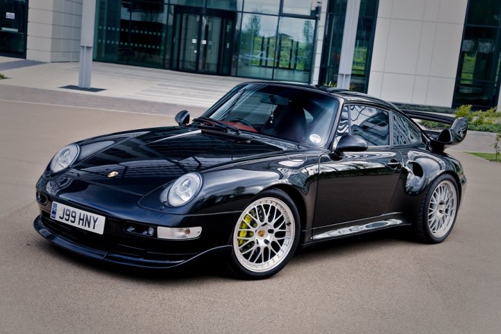 The 993 Turbo S is undoubtedly one of the more attention grabbing air cooled