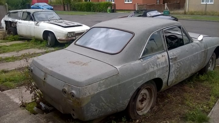 Classics left to die/rotting pics - Page 467 - Classic Cars and Yesterday's Heroes - PistonHeads