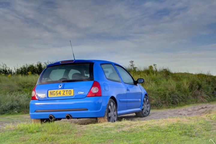 Racing Blue Clio 182 Cup - Page 1 - Readers' Cars - PistonHeads