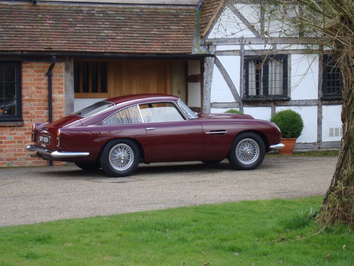 How about an Aston photo thread! - Page 7 - Aston Martin - PistonHeads
