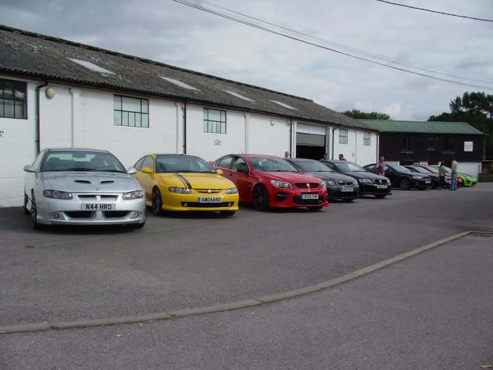 Mini Meet @ Elite Car Co, Hampshire - September 2015 - Page 5 - HSV & Monaro - PistonHeads