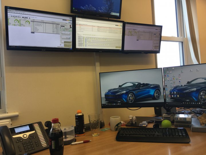 Workplace : Let's have a photo of your "Desk" - Page 52 - The Lounge - PistonHeads