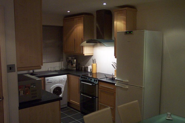 Anyone gone for glass worktops and/or splashbacks? - Page 2 - Homes, Gardens and DIY - PistonHeads