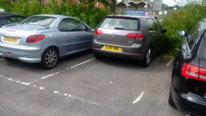 The BAD PARKING thread [vol3] - Page 184 - General Gassing - PistonHeads