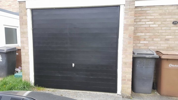 Garage door paint - Page 1 - Homes, Gardens and DIY - PistonHeads