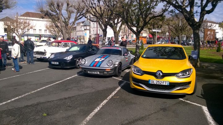 Small car meet at Jarnac, Charente. - Page 3 - France - PistonHeads