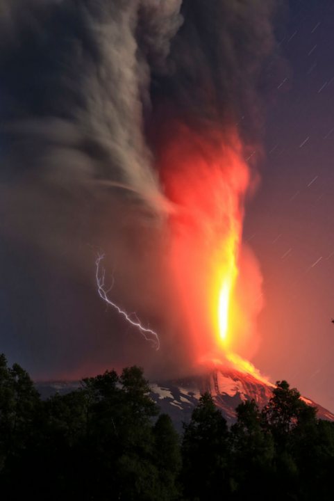 Chile volcano goes off - Page 1 - News, Politics & Economics - PistonHeads