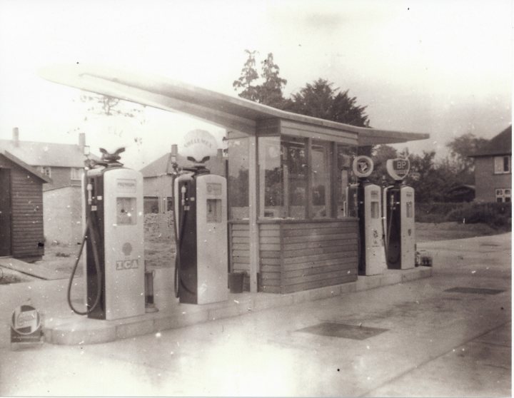 The Humer Unbeam Interesting Filling Stations Thread - Page 29 - General Gassing - PistonHeads
