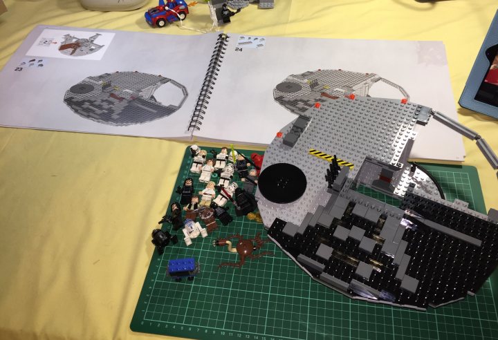 Non Technic LEGO - Page 86 - Scale Models - PistonHeads