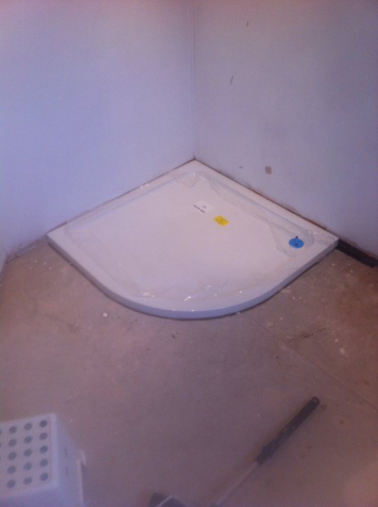 Fitting a shower tray - Page 1 - Homes, Gardens and DIY - PistonHeads