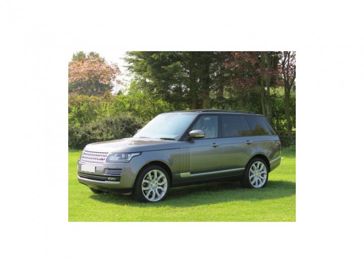 NEW LOOK RANGE ROVER - Page 1 - Land Rover - PistonHeads