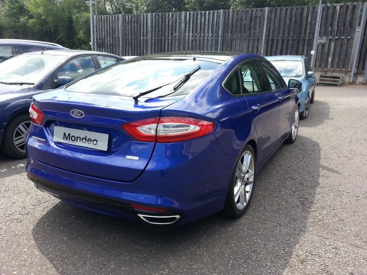 New Mondeo Spotted - Page 1 - Ford - PistonHeads