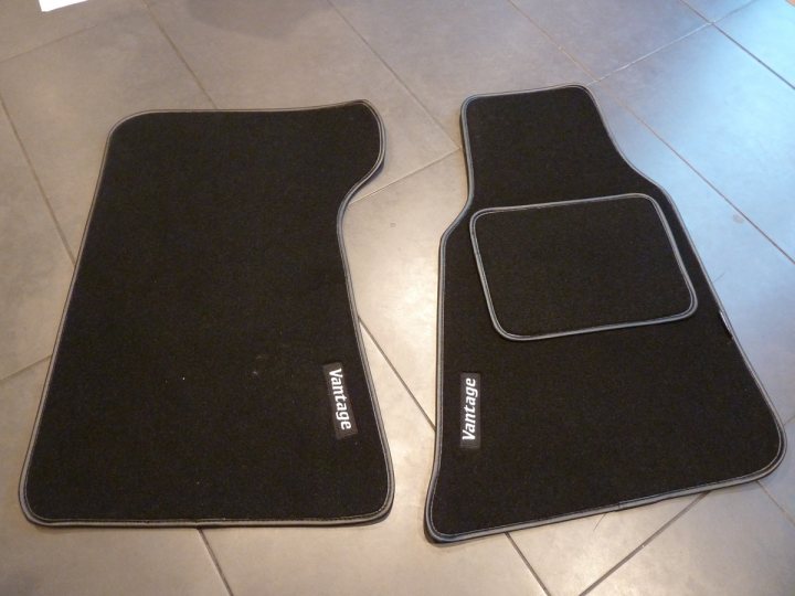 Pistonheads Vantage Mats Floor