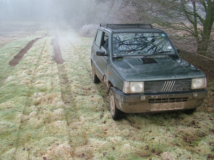 Seriously Embarassed Range Rover - Page 1 - Off Road - PistonHeads