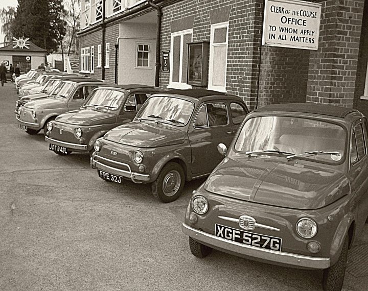 How about a 'period looking' classics picture thread? - Page 3 - Classic Cars and Yesterday's Heroes - PistonHeads