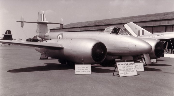 Post amazingly cool pictures of aircraft (Volume 2) - Page 422 - Boats, Planes & Trains - PistonHeads