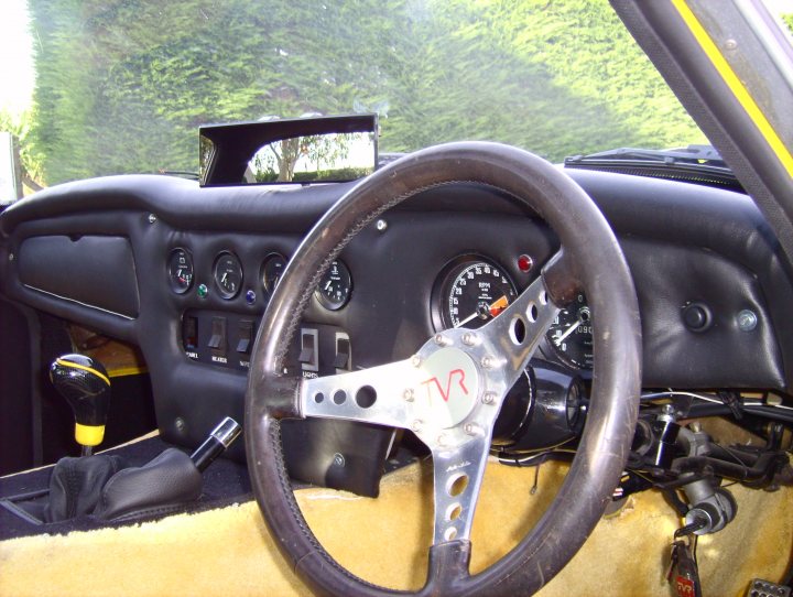 2500M Steering Wheels - Page 1 - Classics - PistonHeads