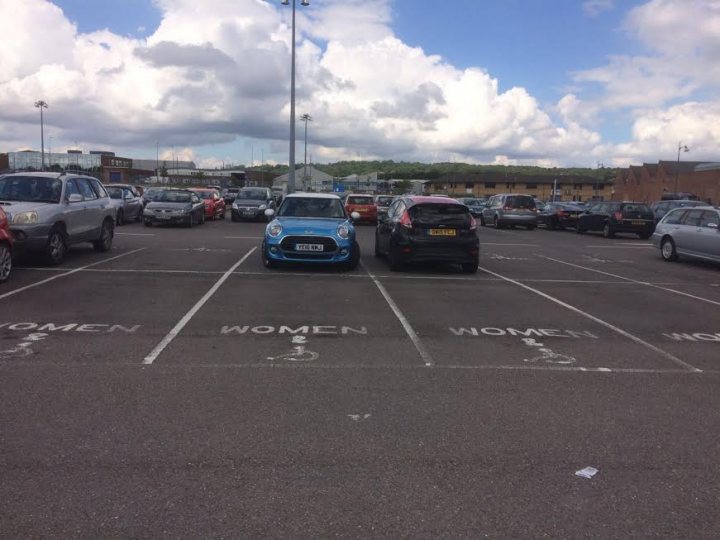 The BAD PARKING thread [vol3] - Page 498 - General Gassing - PistonHeads