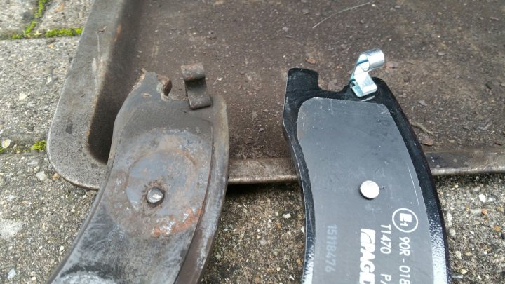 Jeep WJ brake front pad question - Page 1 - Off Road - PistonHeads