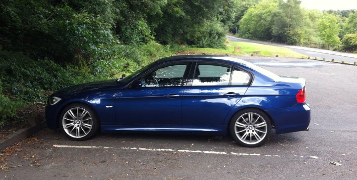 E90 BMW 330 M Sport - Page 1 - Readers' Cars - PistonHeads