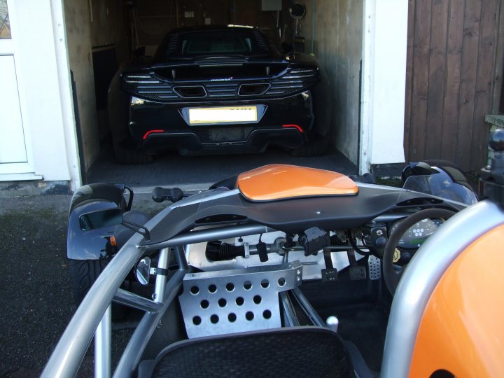 Fitting a 12 c in a single garage. Will i be able to get out - Page 1 - McLaren - PistonHeads