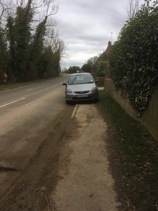The BAD PARKING thread [vol3] - Page 442 - General Gassing - PistonHeads