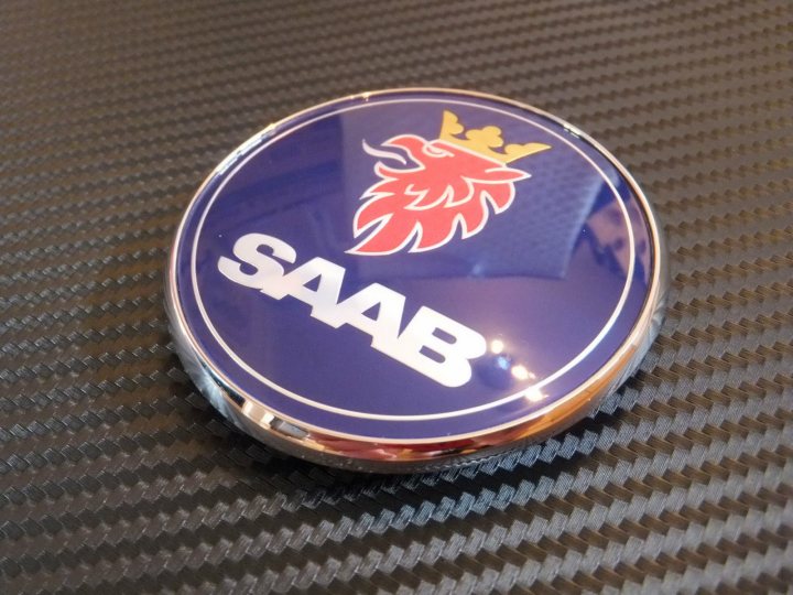 Saab 9-5 2002 Bonnet Badge Replacement - Page 1 - Saab - PistonHeads