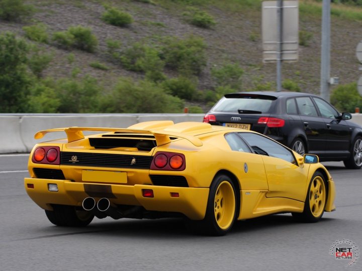 Supercars spotted, some rarities (Vol 4) - Page 371 - General Gassing - PistonHeads