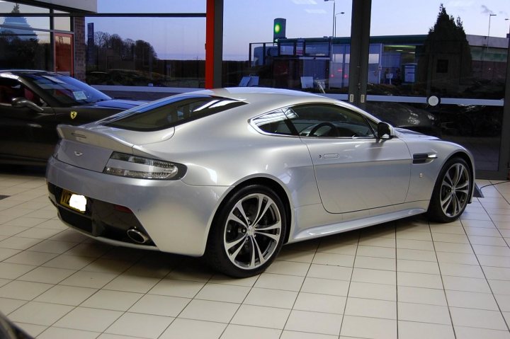 why cant  this V12V sell? - Page 3 - Aston Martin - PistonHeads