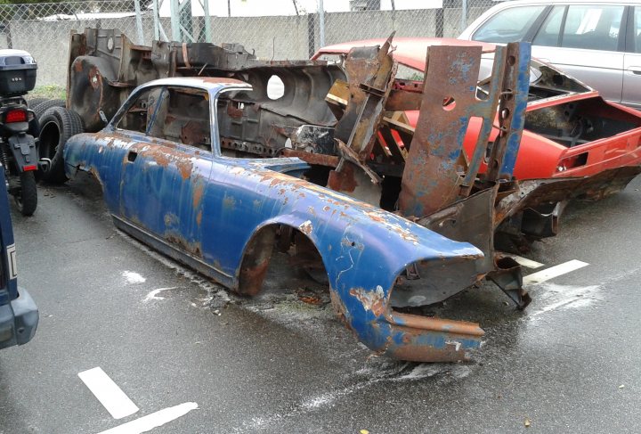 Classics left to die/rotting pics - Page 485 - Classic Cars and Yesterday's Heroes - PistonHeads