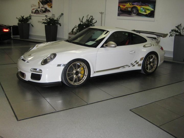 Pictures of White Gold 997 GT3RS - Page 1 - Porsche General - PistonHeads