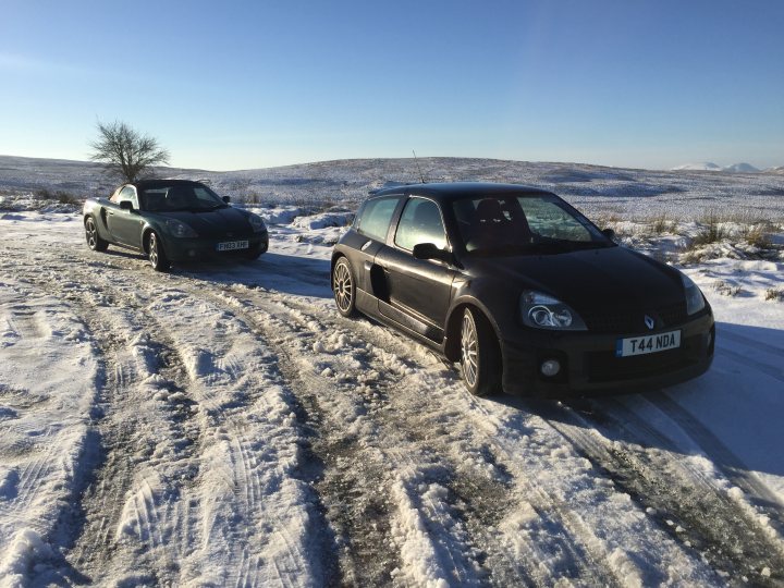 Clio V6; pictures and waffle - Page 1 - Readers' Cars - PistonHeads