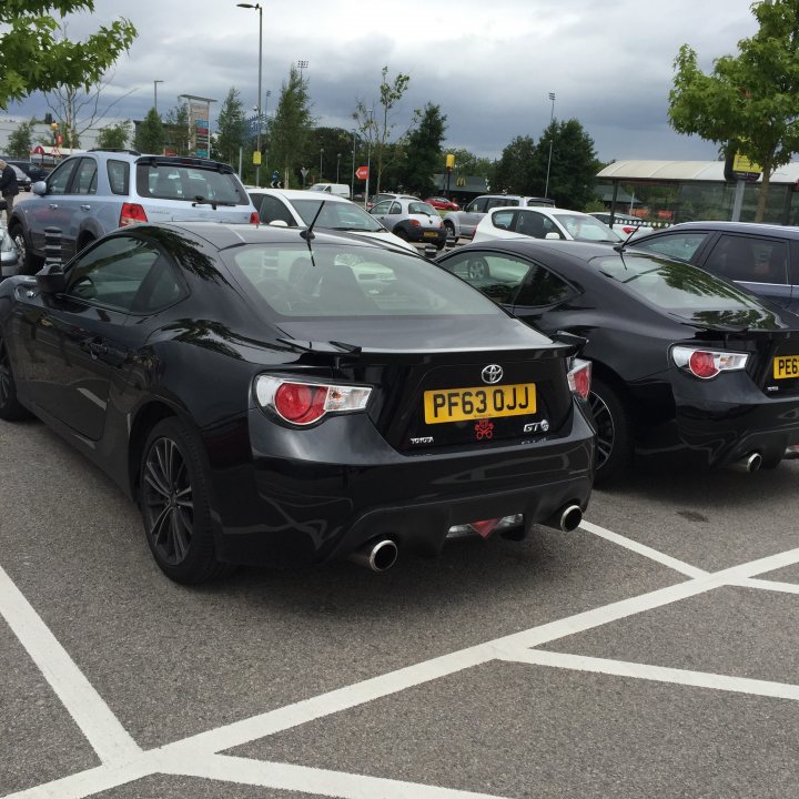 Parking Next to the Same Model - Page 31 - General Gassing - PistonHeads