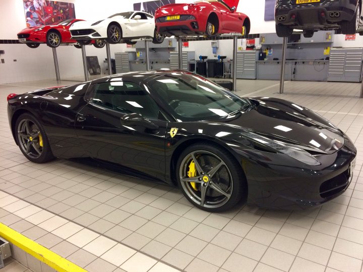 Help! There's a big, black spider in my garage! - Page 1 - Ferrari V8 - PistonHeads