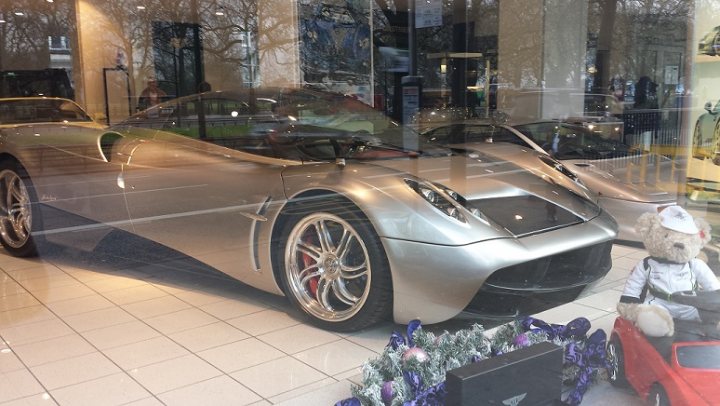 Up close with the Huayra  - Page 2 - Supercar General - PistonHeads