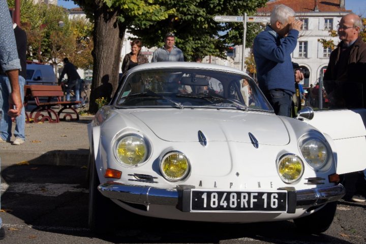 Small car meet at Jarnac, Charente. - Page 1 - France - PistonHeads