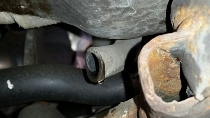 Is this an Air Con leak off pipe? - Page 1 - Home Mechanics - PistonHeads