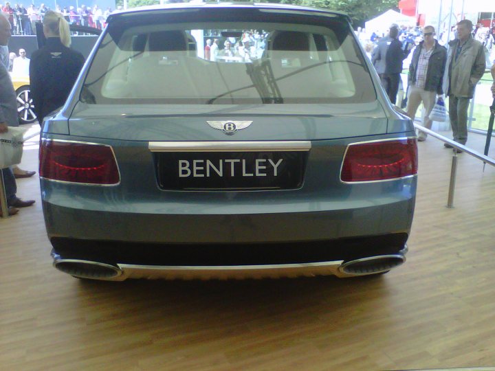 RE: Bentley SUV - green light, go - Page 3 - General Gassing - PistonHeads