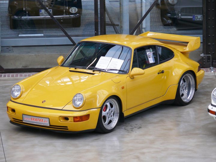 Yellow Porsche Pistonheads Speed