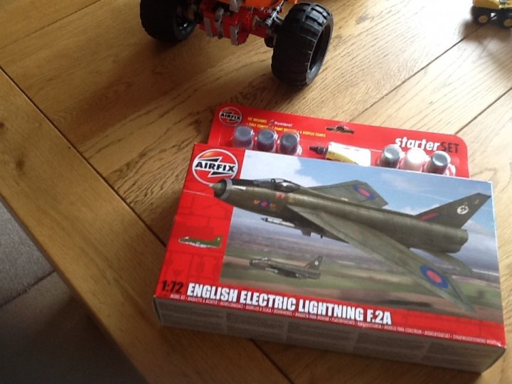Airfix 1:72 English Electric Lightning F.2A - Page 1 - Scale Models - PistonHeads