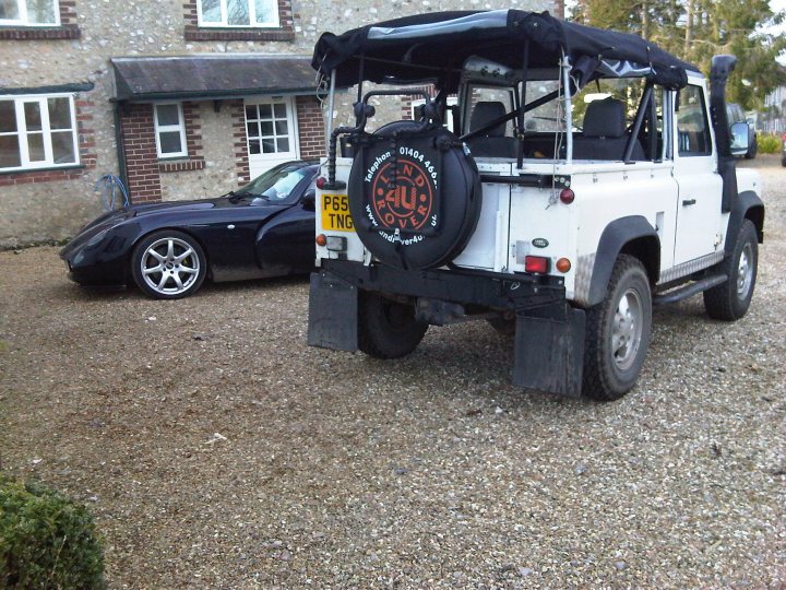 CAN I TAKE THE ROOF OFF MY DEFENDER? - Page 3 - Land Rover - PistonHeads