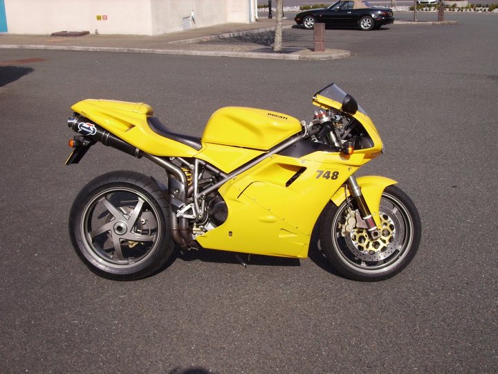Cheap Ducati 748, what could possibly go wrong  - Page 3 - Biker Banter - PistonHeads